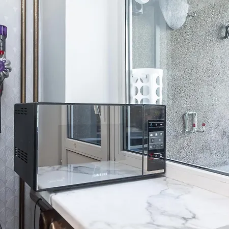 Two Bedroom Close To Kadriorg Park And Center 탈린