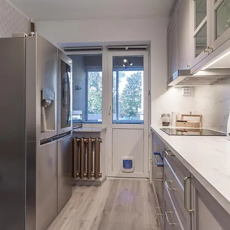 Two Bedroom Close To Kadriorg Park And Center Apartament Tallin