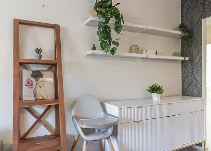 Apartment Two Bedroom Close To Kadriorg Park And Center