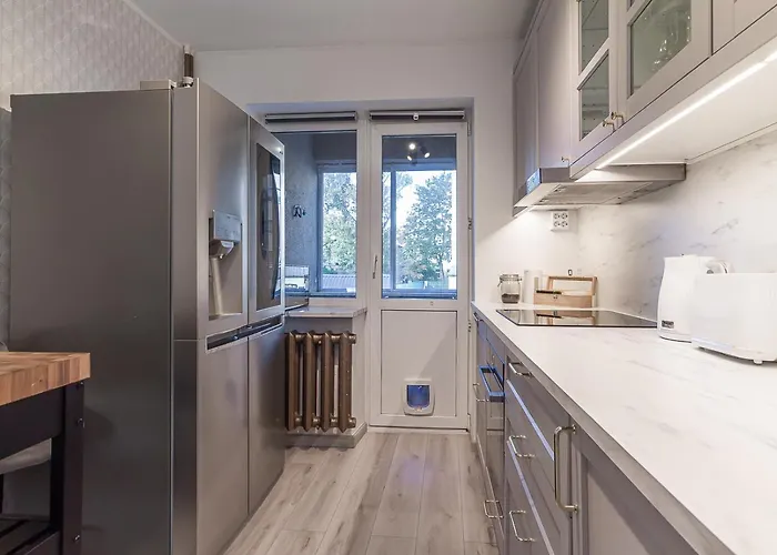 Two Bedroom Close To Kadriorg Park And Center Apartment Reval