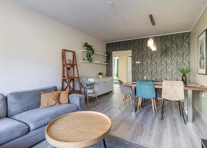 Two Bedroom Close To Kadriorg Park And Center * Reval