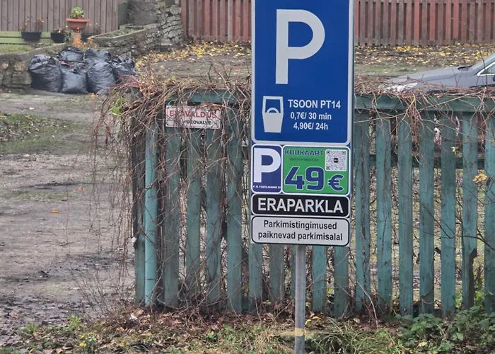 Apartment Two Bedroom Close To Kadriorg Park And Center