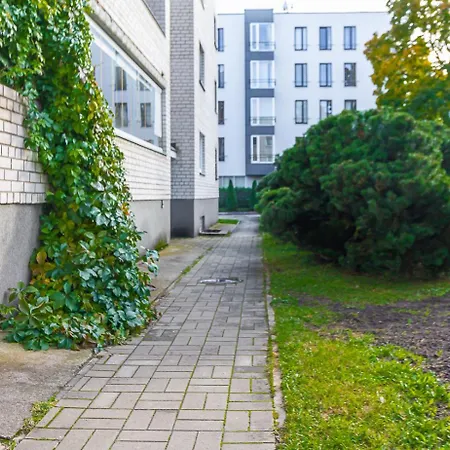 Two-bedroom Near Kadriorg Park & Centre Tallin
